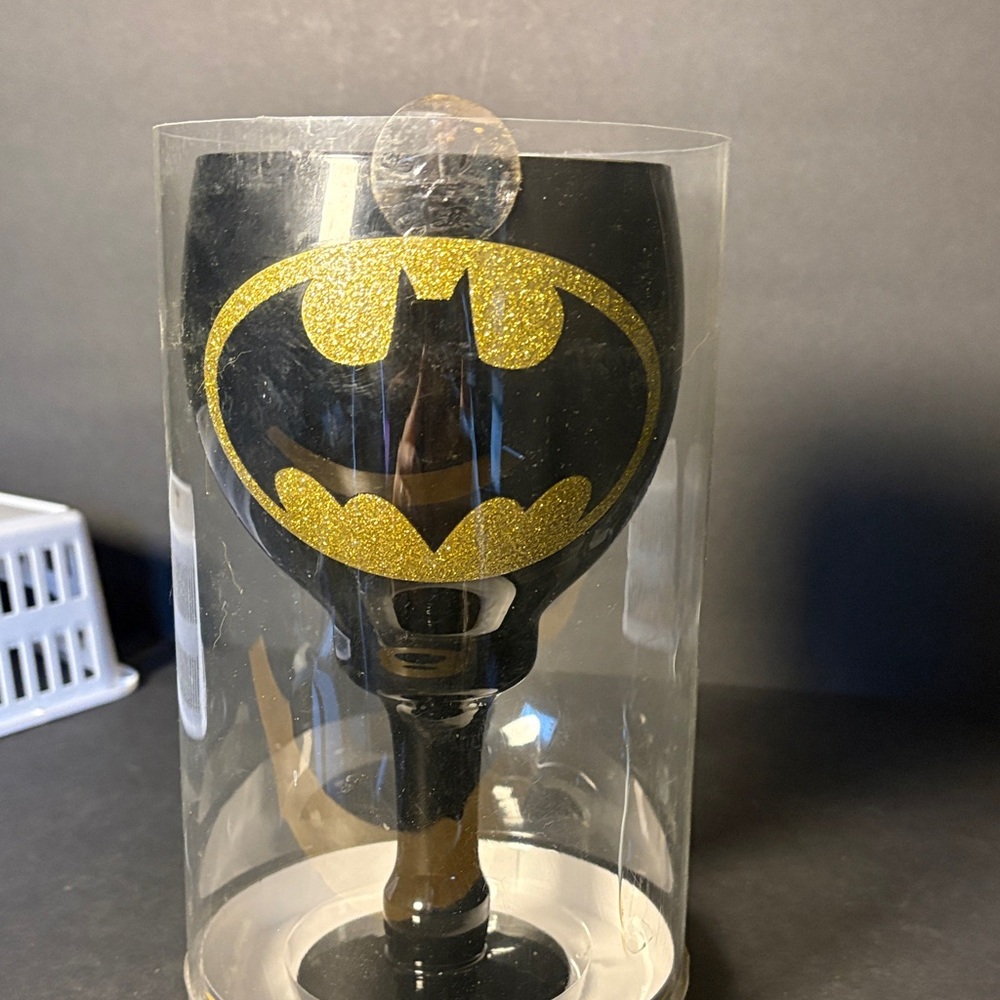 DC Comics Black and Gold Batman Glass